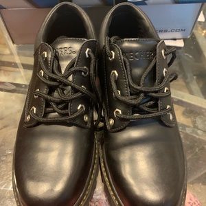 Men’s Sketchers Alley Cat Work Shoe Size 9